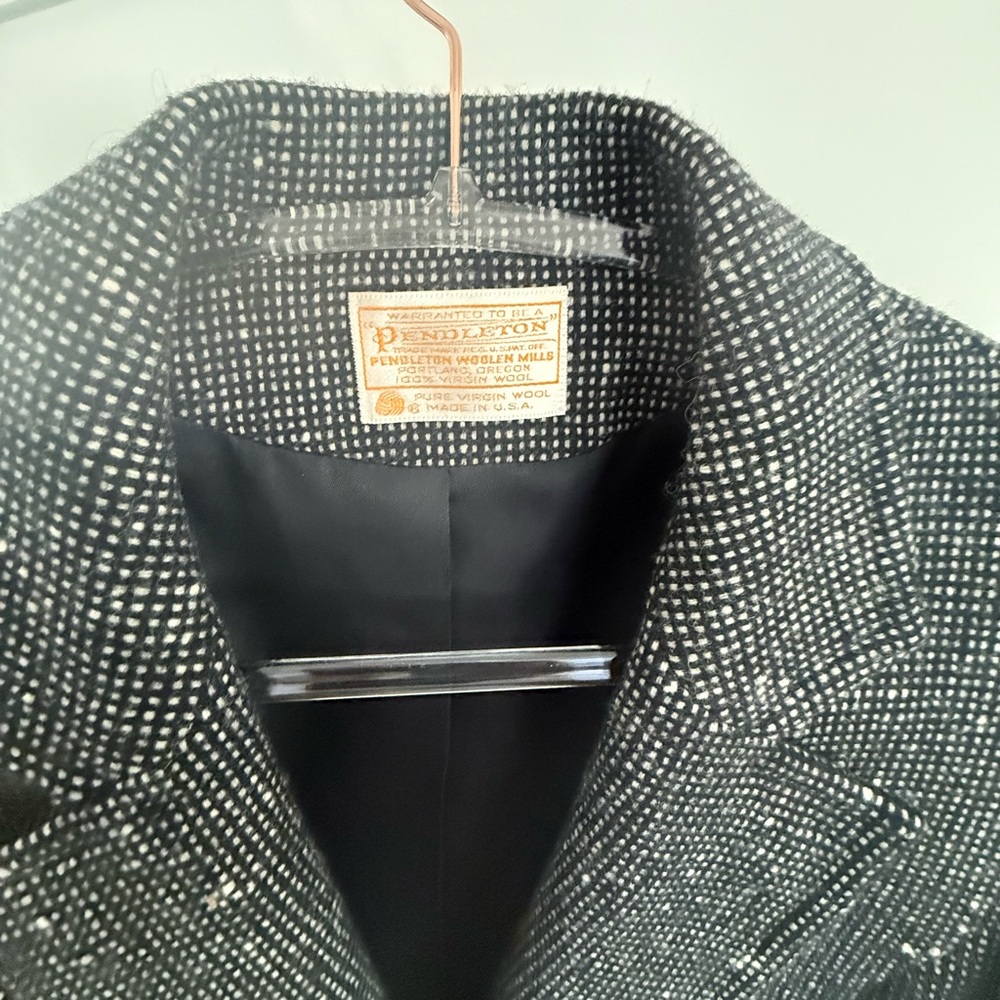 Vintage Pendleton Cropped Wool Blazer Jacket Size 6 Black White Textured - Picture 2 of 8